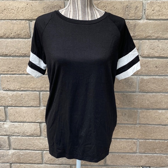 Women’s Black Trendy Shirt - Picture 1 of 4